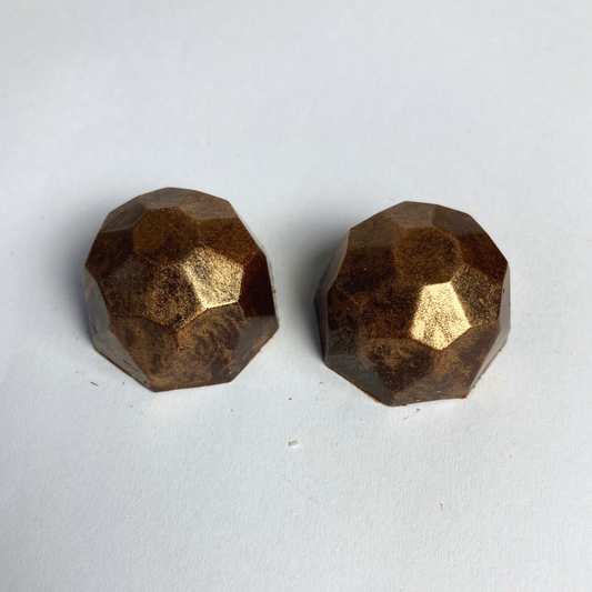 Mørk chokolade med karamel - 2 stk.